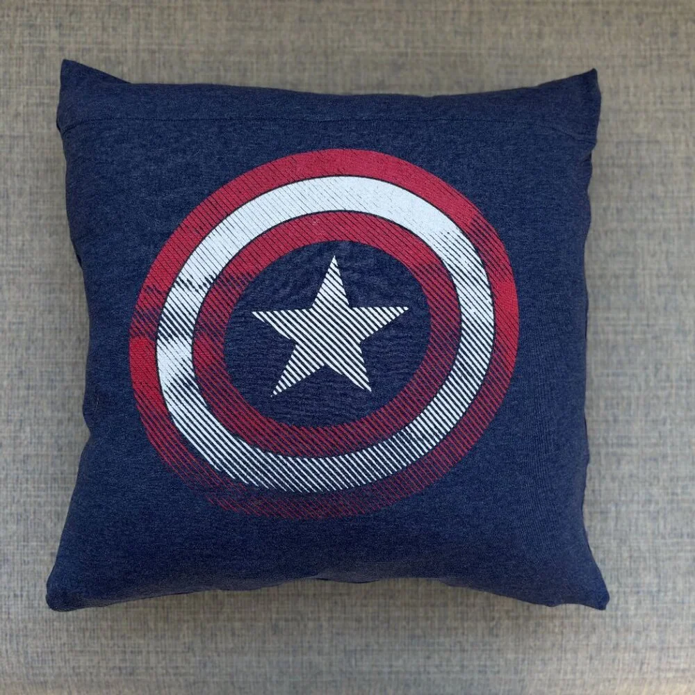 Captain America Marvel Comics Handmade upcycled t-shirt 16x16 Throw pillow cover